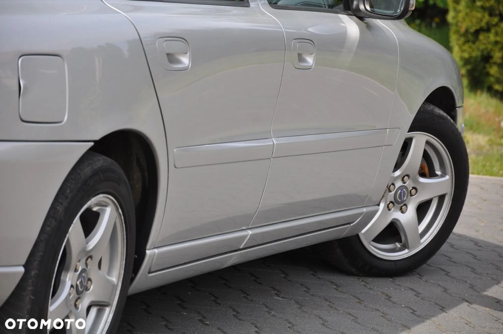 Volvo S60 2.4D Momentum - 17