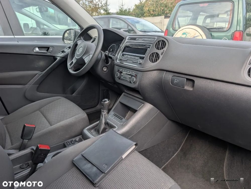 Volkswagen Tiguan - 10