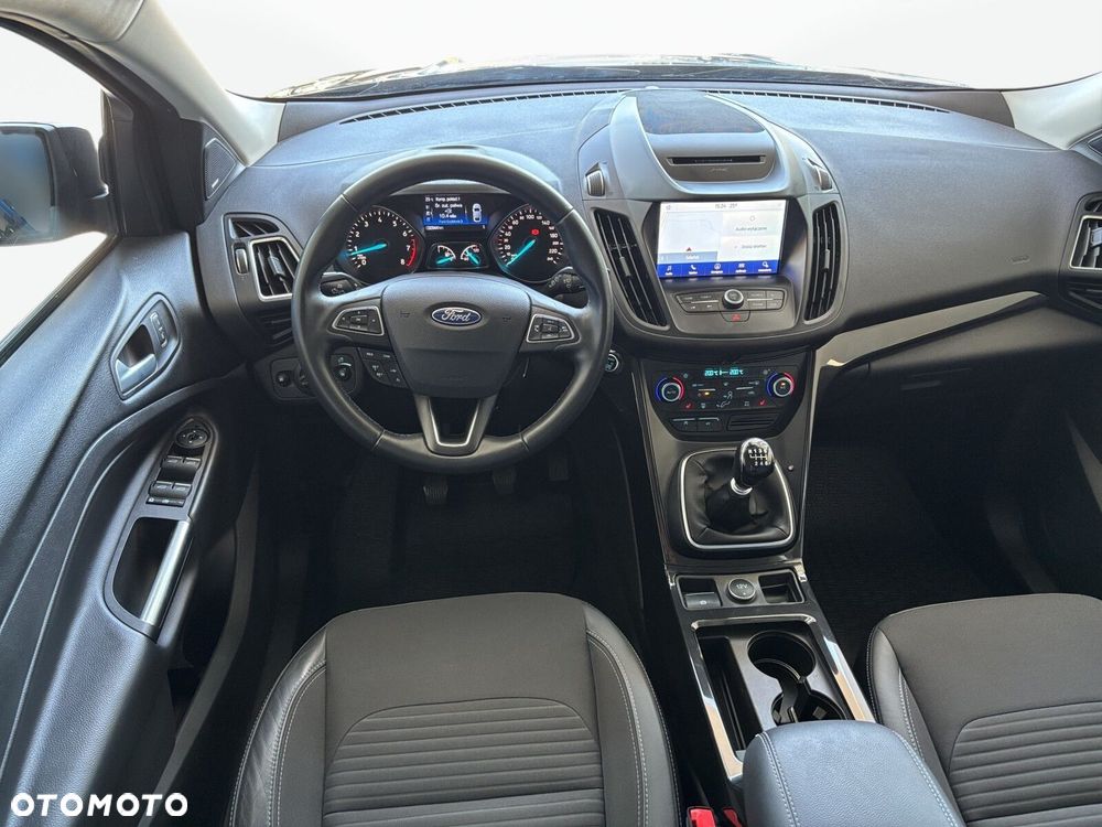 Ford Kuga - 23