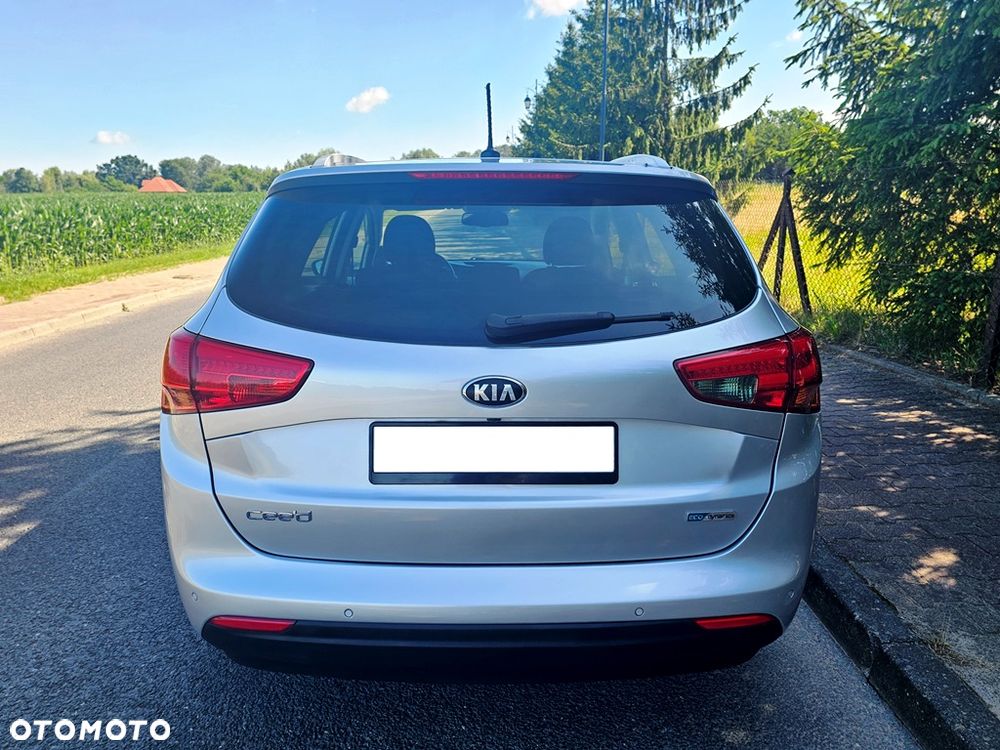Kia Ceed 1.6 GDI Platinum Edition - 37