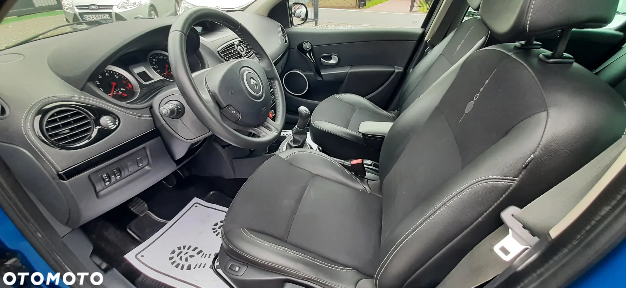 Renault Clio - 37