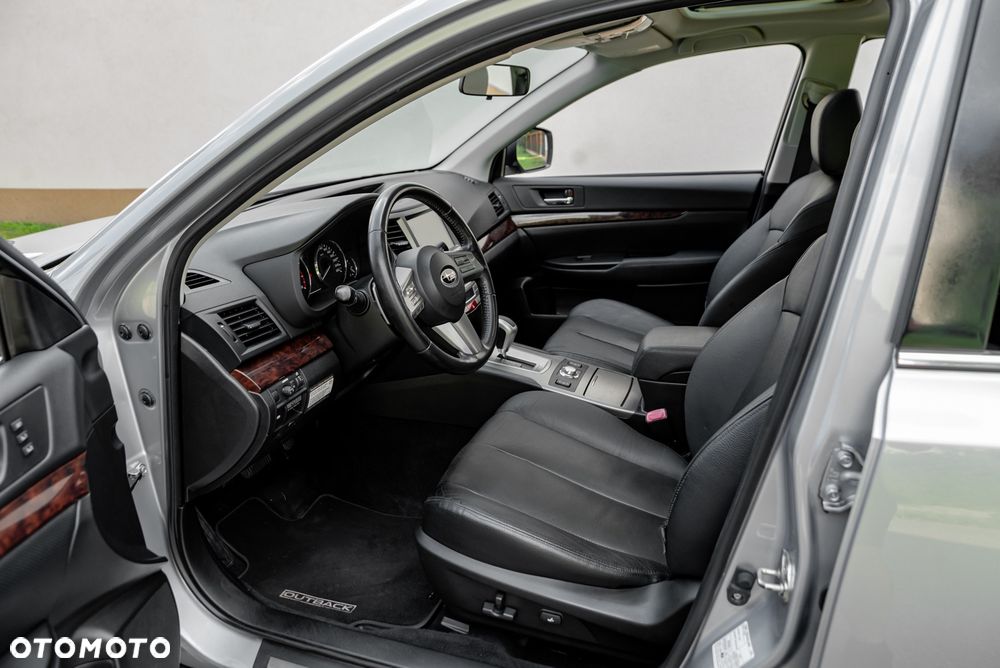 Subaru Outback 3.6 R Exclusive Navi - 17