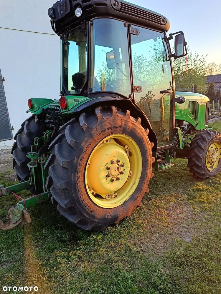 John Deere 5080GF - 3