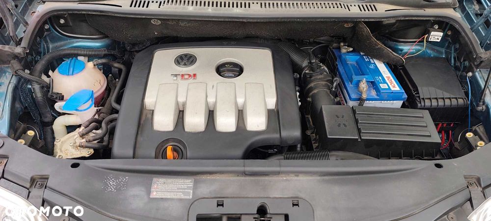 Volkswagen Touran - 7