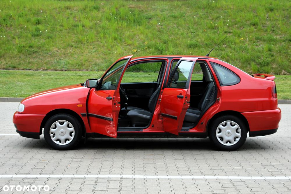 Seat Cordoba - 25
