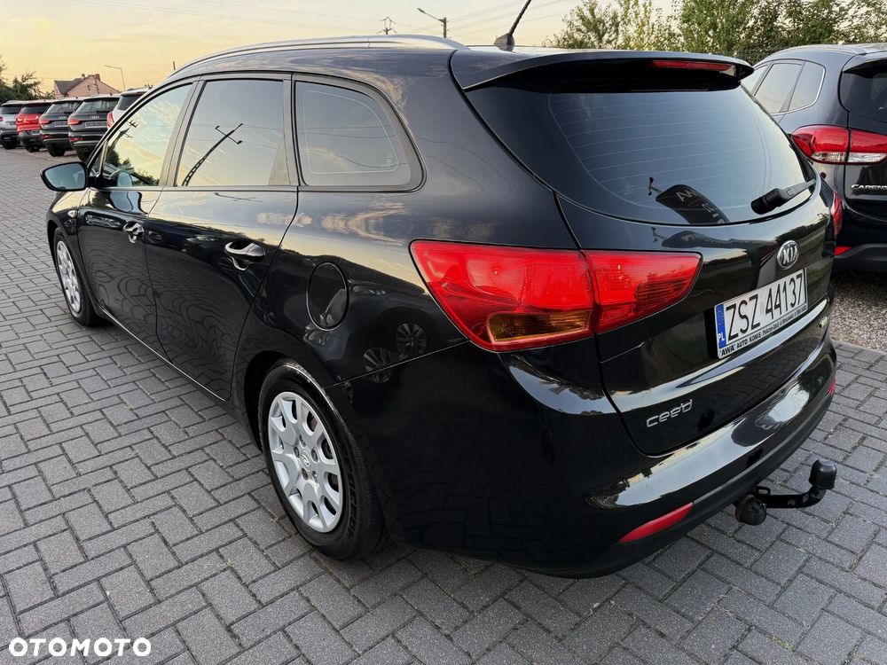 Kia Ceed 1.6 CRDi 128 Platinum Edition - 6