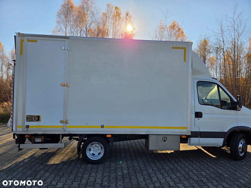 Iveco 40C18 winda 1000kg klima - 9