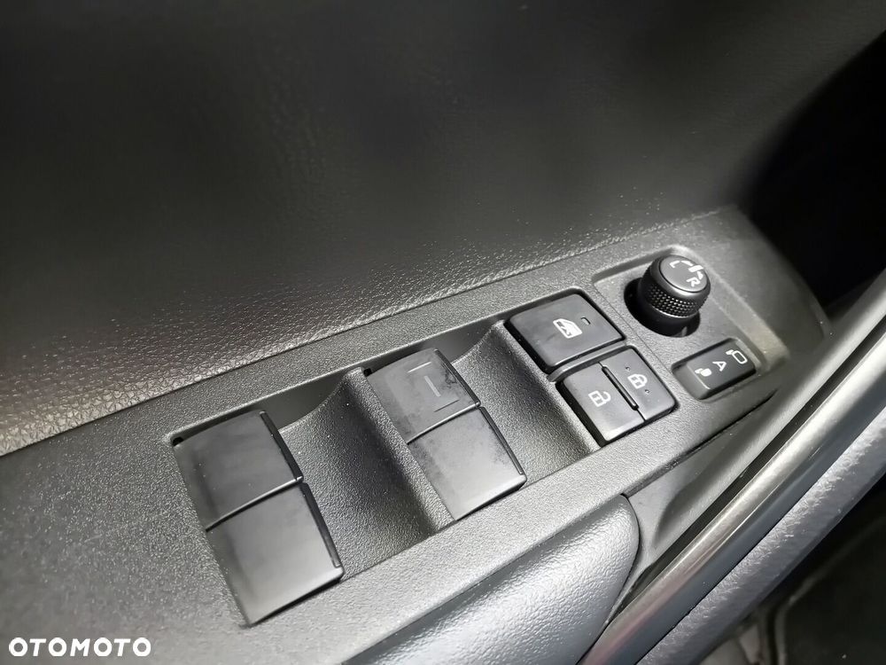 Toyota Corolla Cross 2.0 Hybrid Style - 18