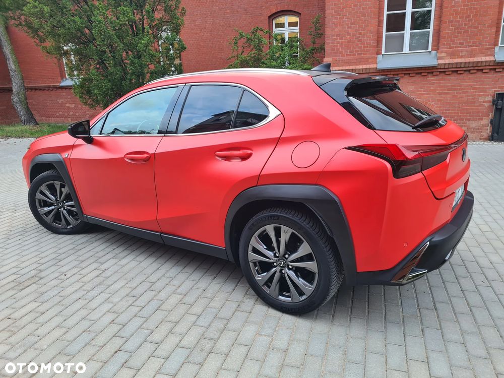 Lexus UX 250h GPF F Sport Edition AWD - 31