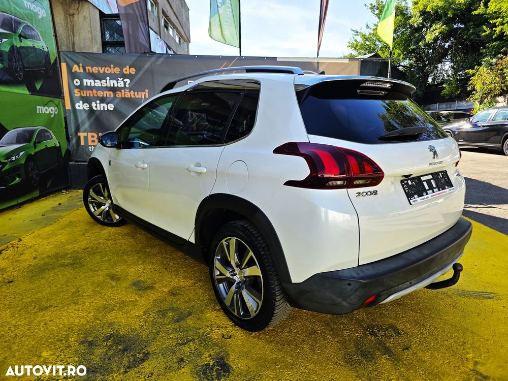 Peugeot 2008 1.2 PureTech Turbo Allure - 7