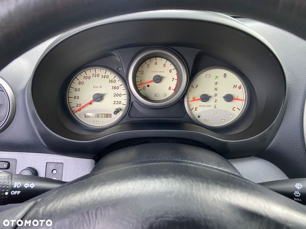 Toyota RAV4 2.0 VVT-i Prestige - 29