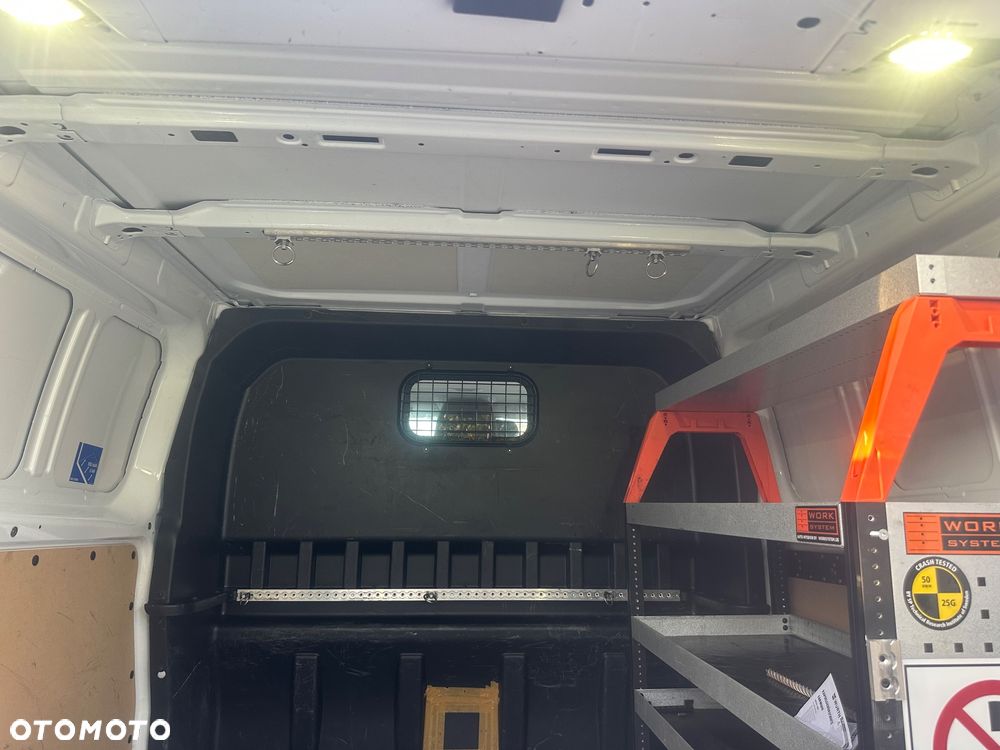 Ford Transit Custom 2.0 130ps 2017/18 6oso. L2 Klima kamera tempomat - 27