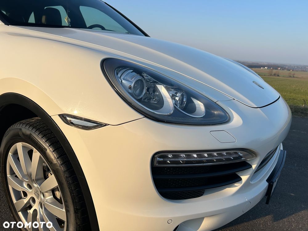 Porsche Cayenne - 16