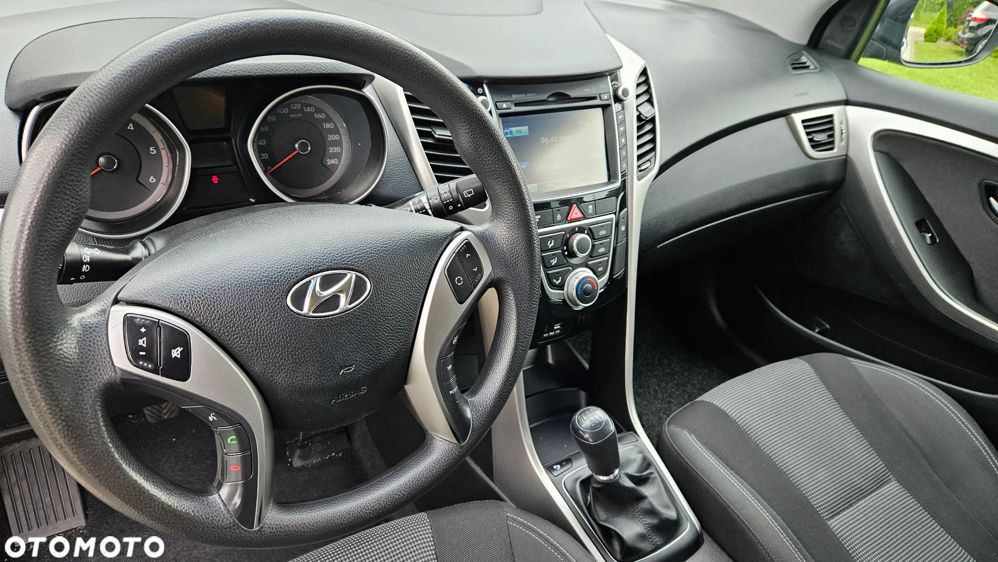 Hyundai i30 1.6 CRDi BlueDrive Premium - 16