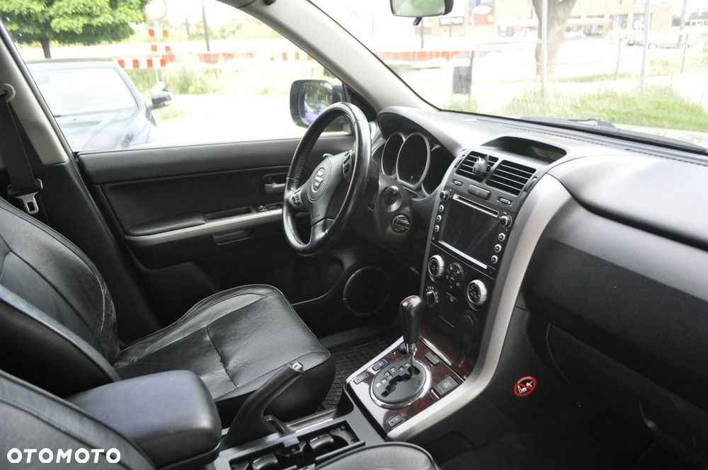Suzuki Grand Vitara - 16
