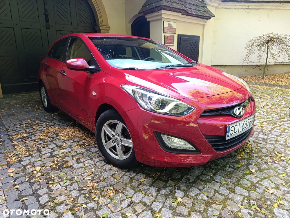 Hyundai i30 1.4 Classic + - 4