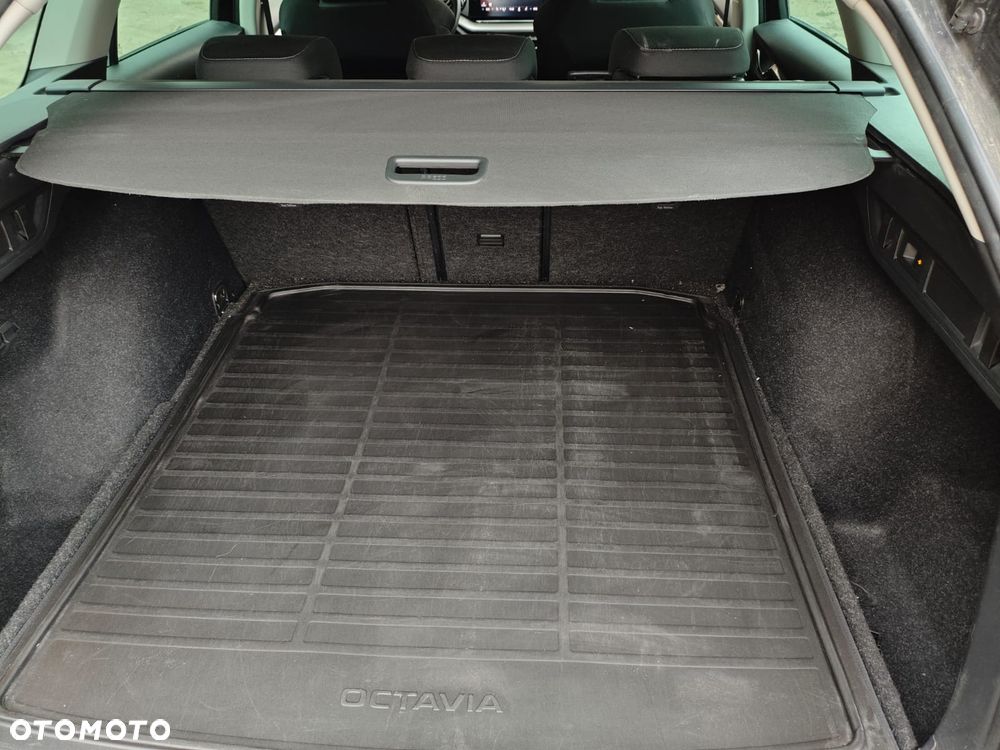 Skoda Octavia 1.5 TSI e-TEC DSG Exclusive - 12