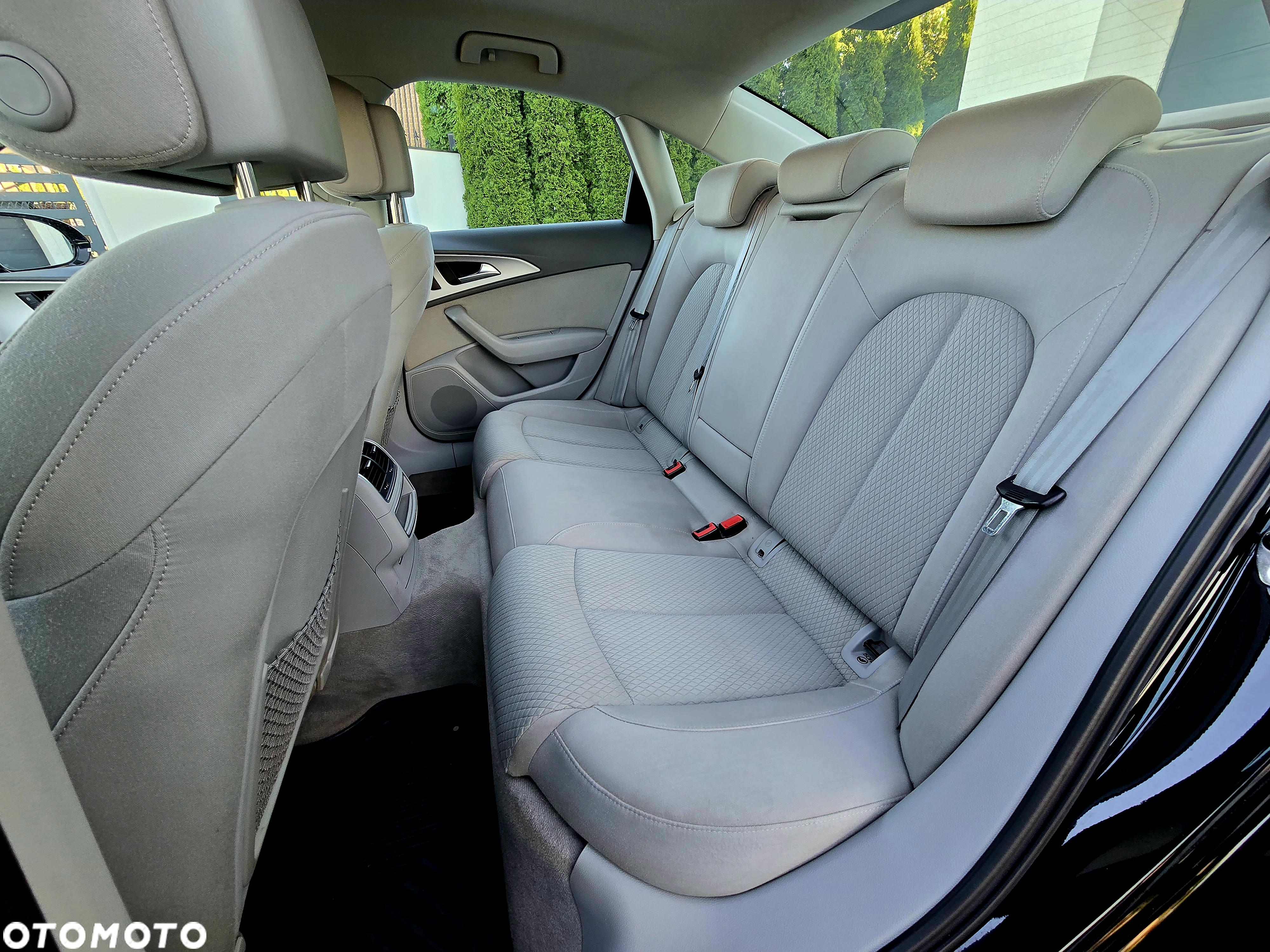 Audi A6 - 12