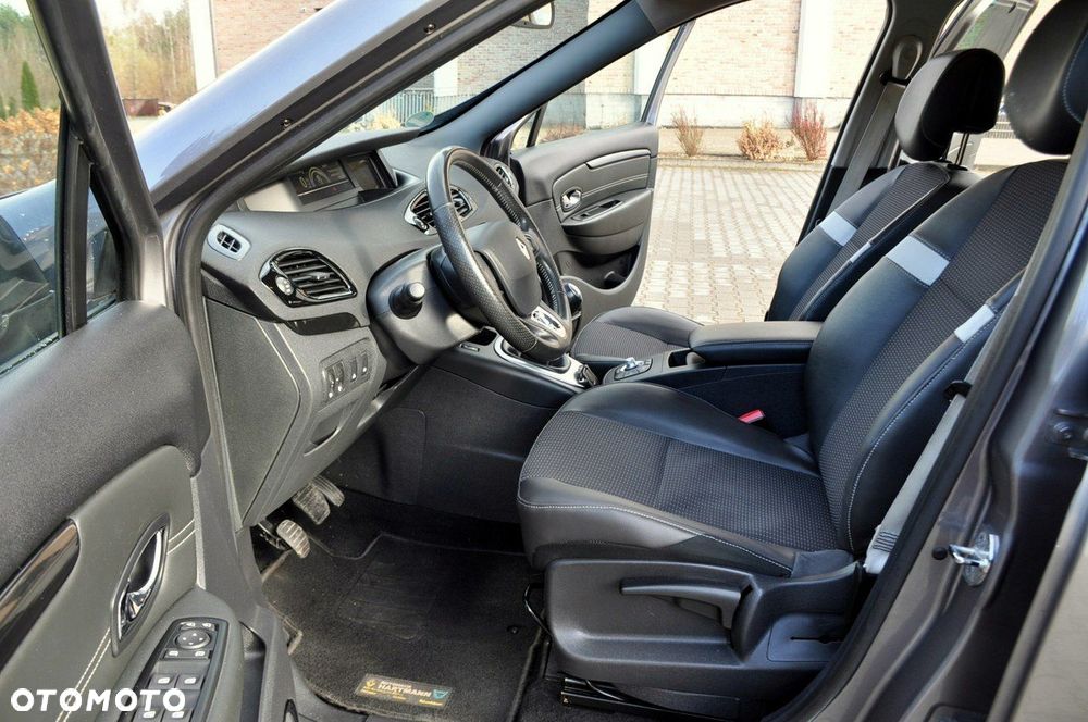 Renault Scenic - 22
