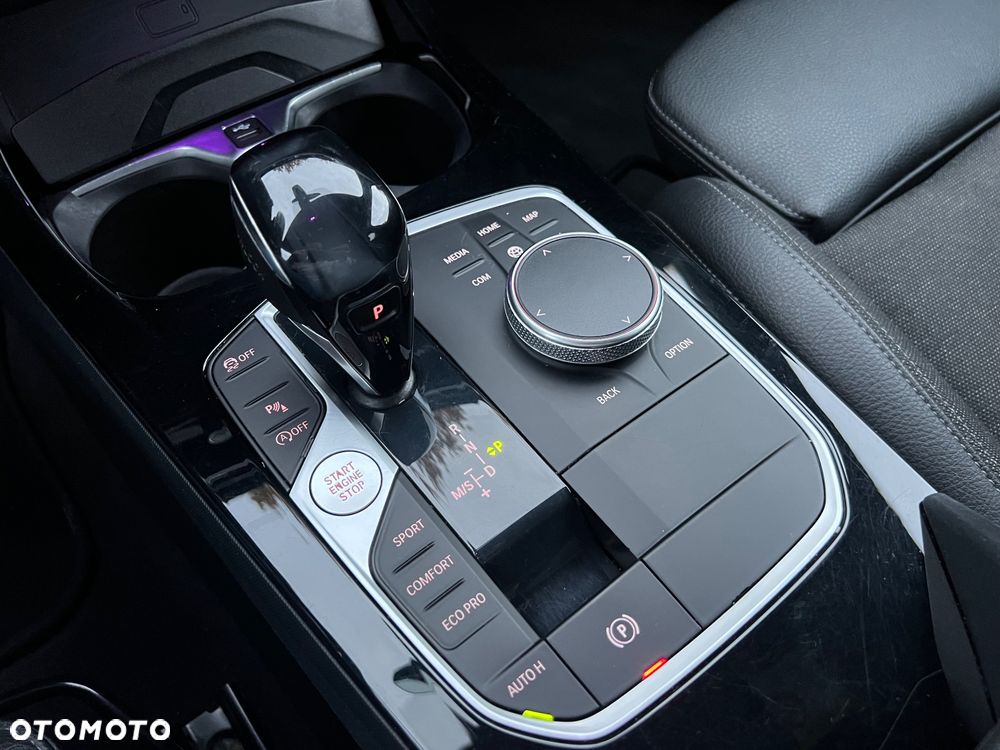 BMW Seria 1 - 24