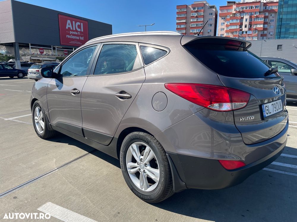 Hyundai ix35 2.0 CRDI 4WD Automatik Luxury - 4