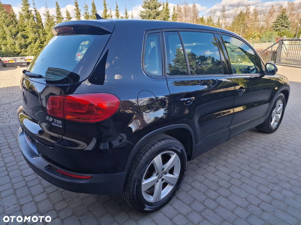 Volkswagen Tiguan 2.0 TDI DPF BlueMotion Technology Trend & Fun - 9