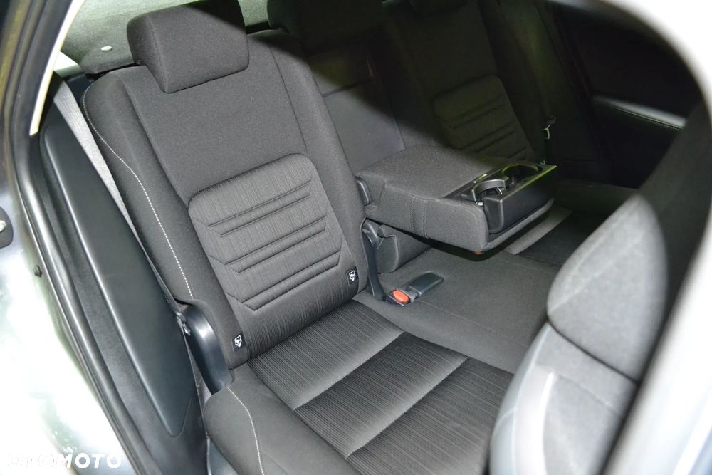 Lexus NX 300h - 14
