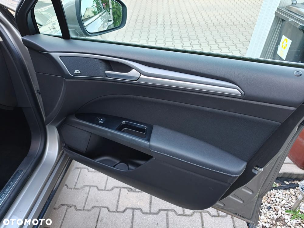 Ford Mondeo 2.0 TDCi Titanium PowerShift - 15