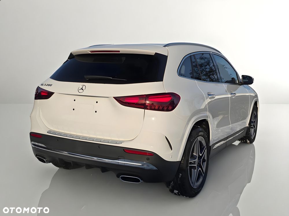 Mercedes-Benz GLA 200 mHEV AMG Line 7G-DCT - 4