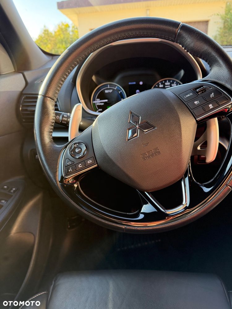 Mitsubishi Eclipse Cross - 10
