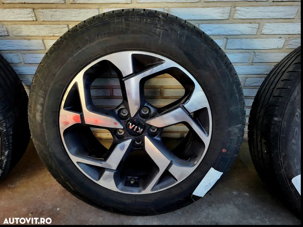 Kia Sportage 1.6 DSL MHEV 7DCT HP 4x2 Business Line - 40