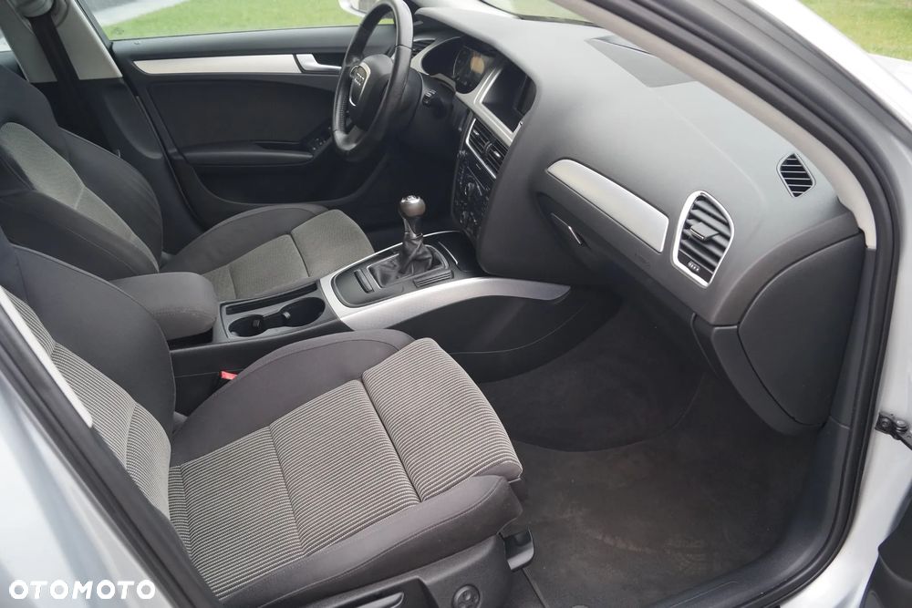 Audi A4 Avant 2.0 TDI DPF Ambition - 17