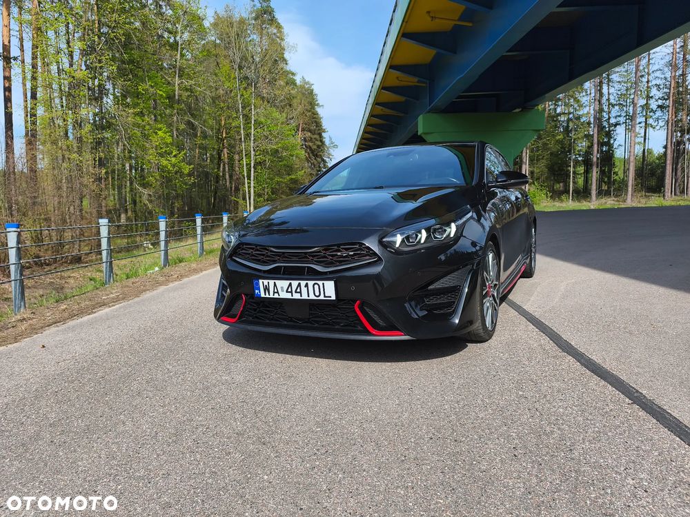 Kia Ceed 1.6 T-GDI GT DCT - 23