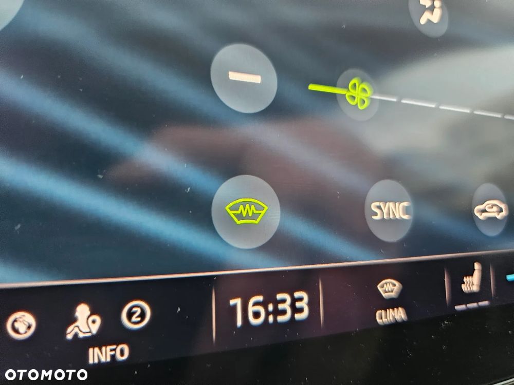 Skoda Octavia 2.0 TSI 4x4 Style DSG - 21