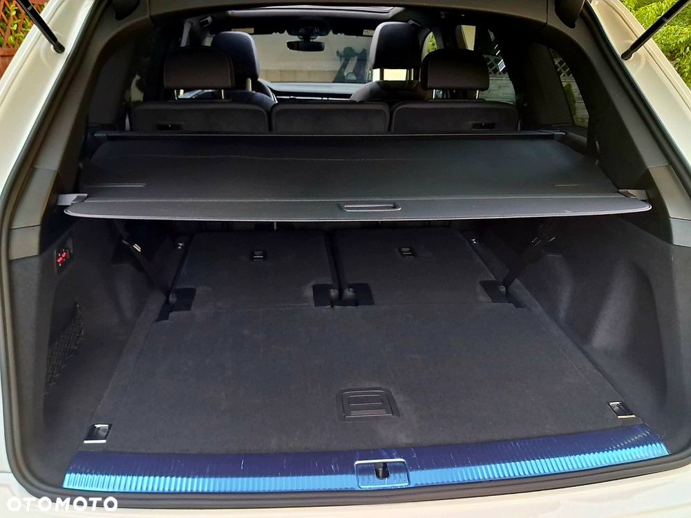 Audi Q7 55 TFSI mHEV Quattro S Line Tiptr - 32