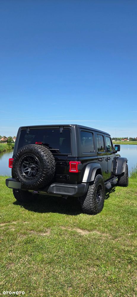 Jeep Wrangler - 15