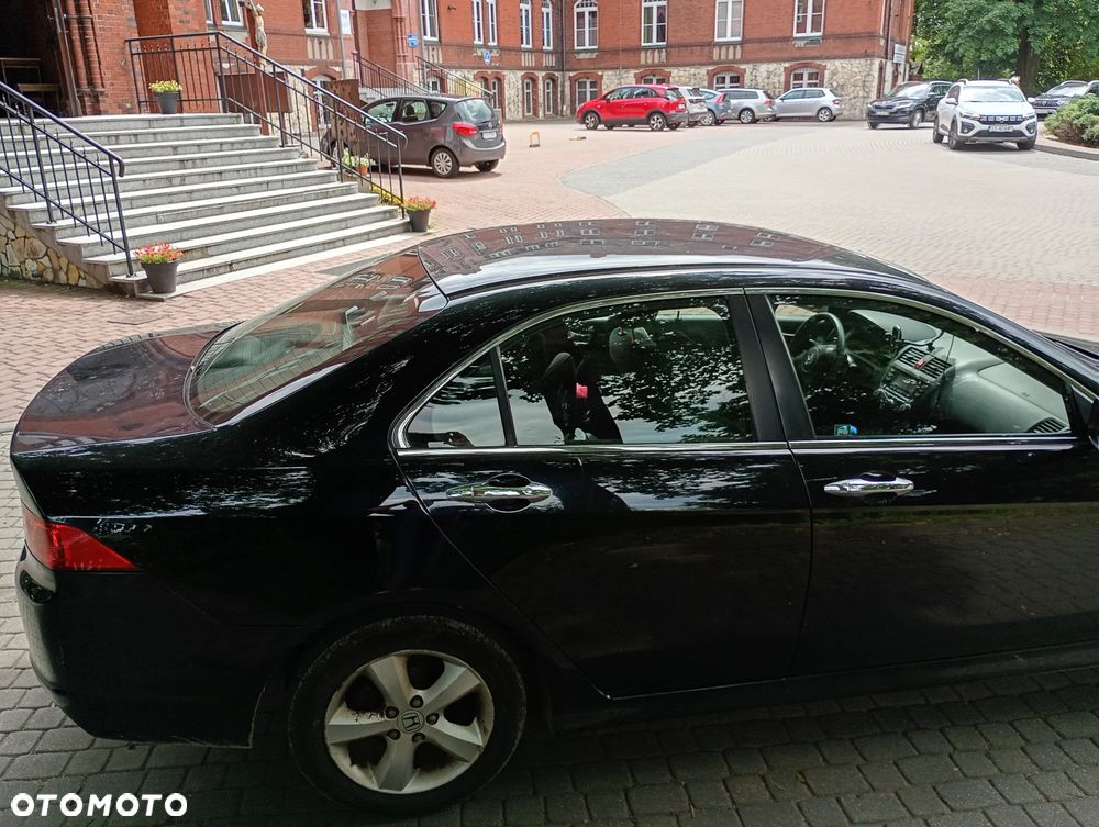 Honda Accord 2.0 Comfort - 4