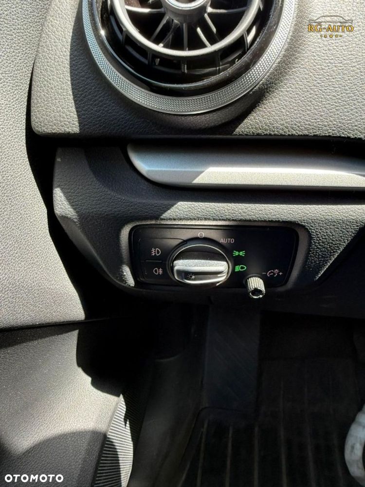 Audi A3 Sportback - 10