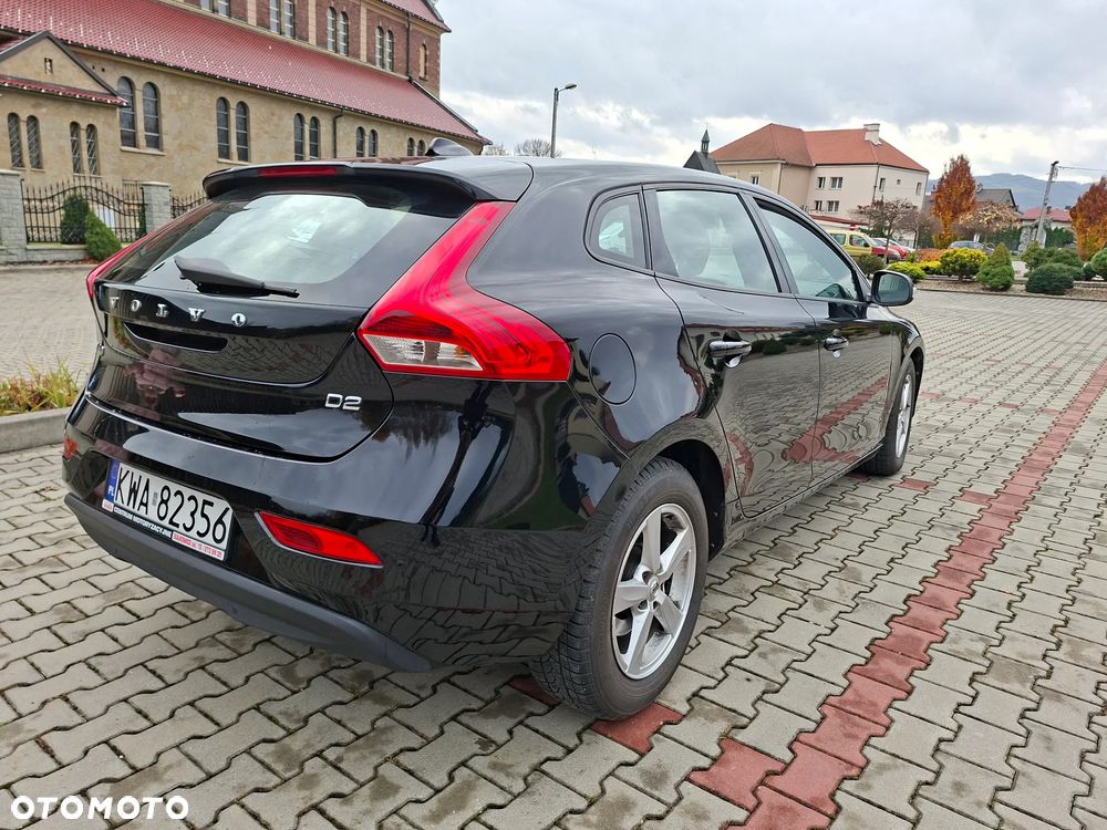 Volvo V40 D2 Drive-E SCR R-Design Momentum - 6