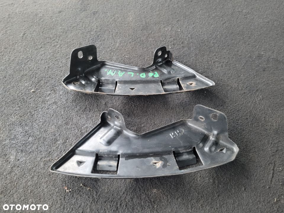 Ślizg przedni lewy prawy pod lampę Hyundai IX35 - 1