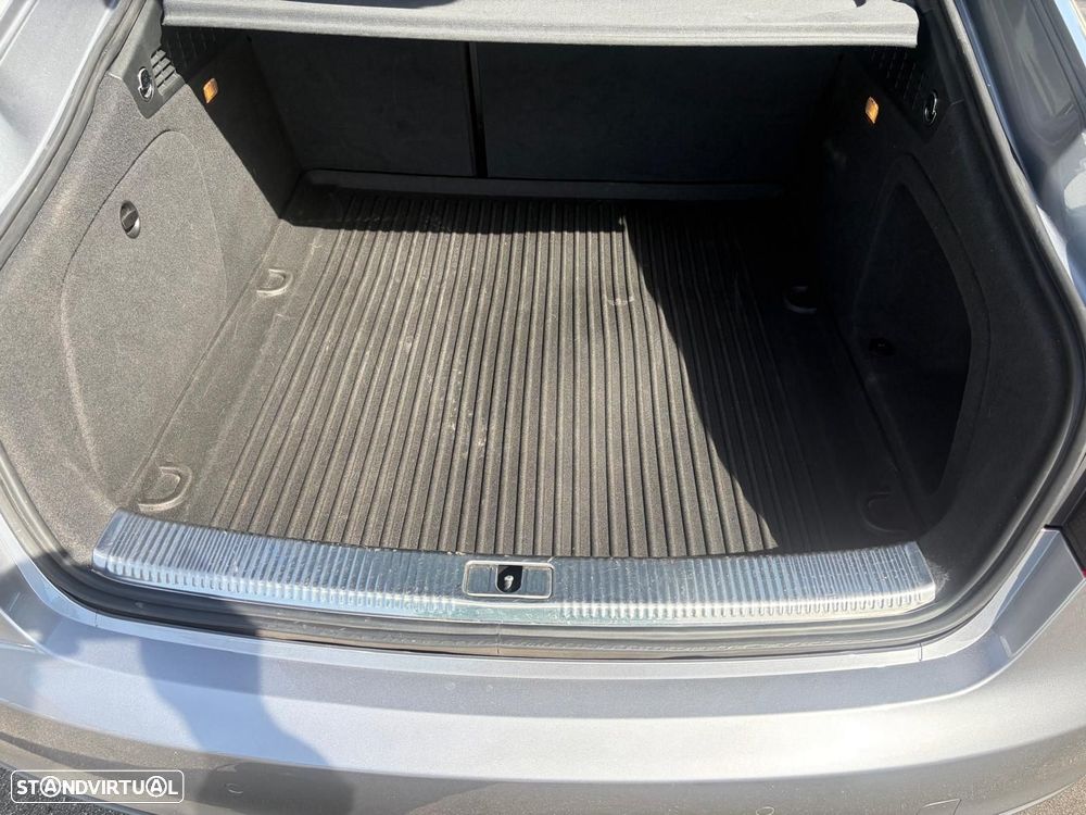 Audi A5 Sportback 2.0 TDI quattro S tronic S-line - 37