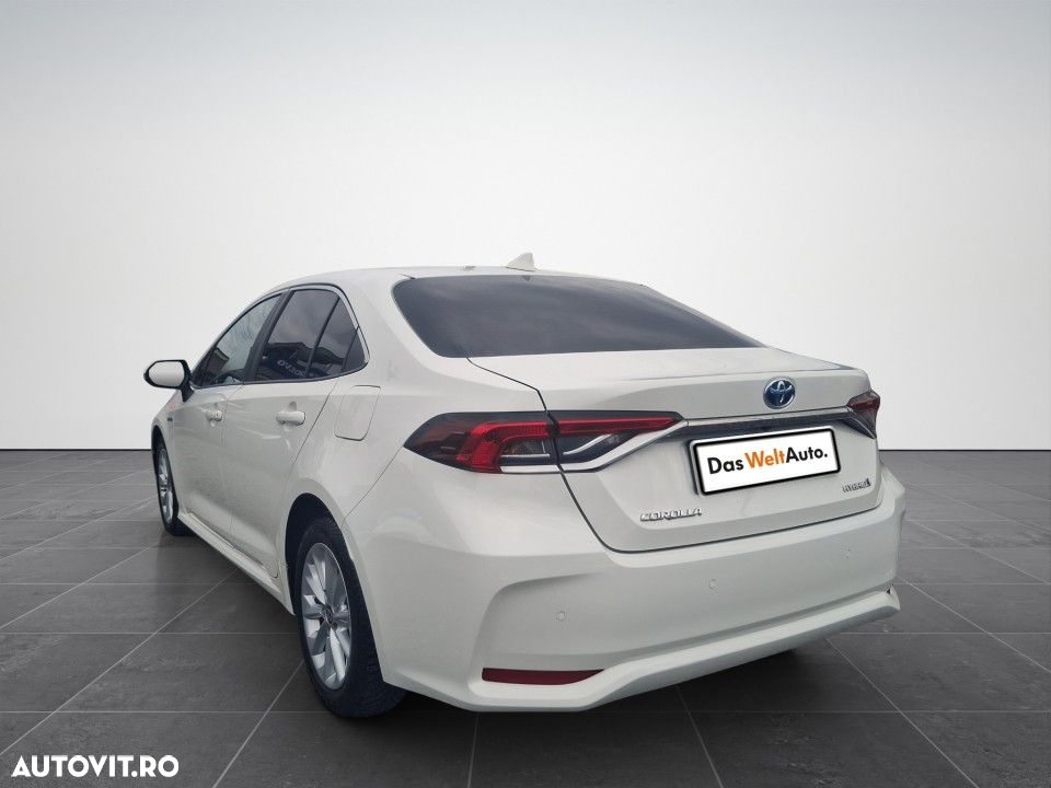 Toyota Corolla - 4