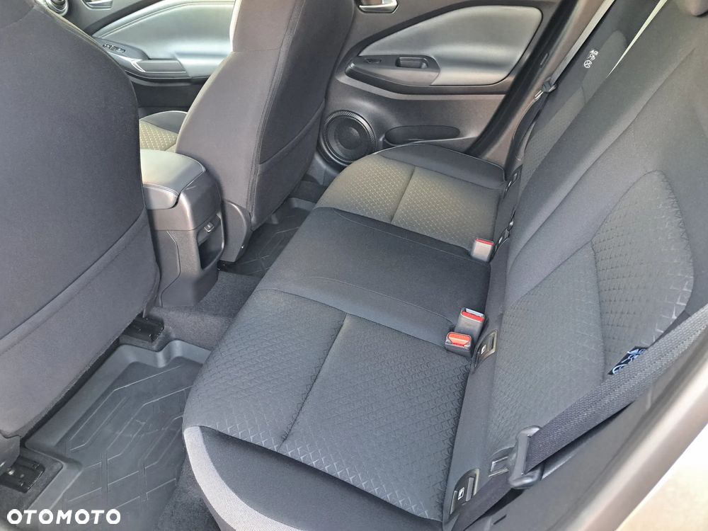 Nissan Juke 1.0 DIG-T N-Connecta - 11