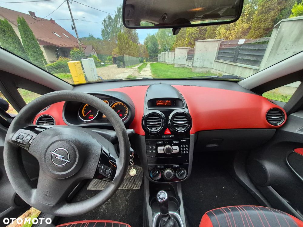 Opel Corsa 1.2 16V Cosmo - 7