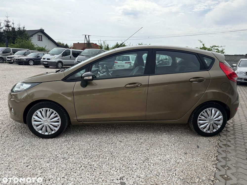 Ford Fiesta 1.25 Titanium EU5 - 19