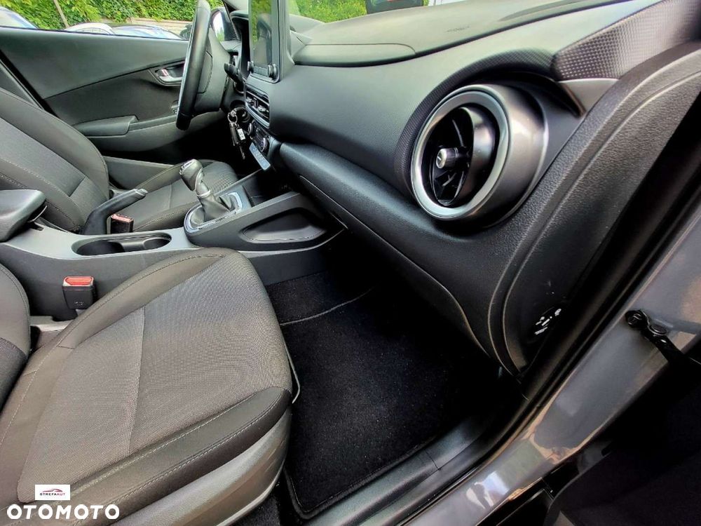 Hyundai Kona - 25