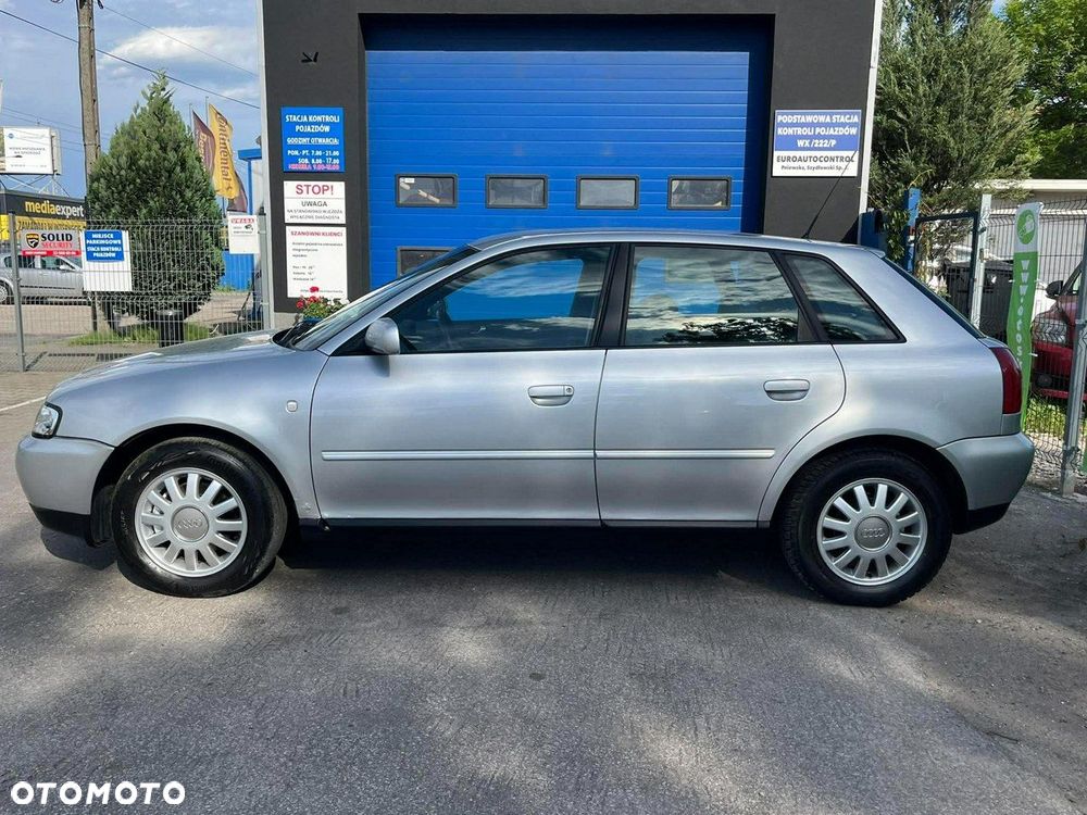 Audi A3 Sportback - 8