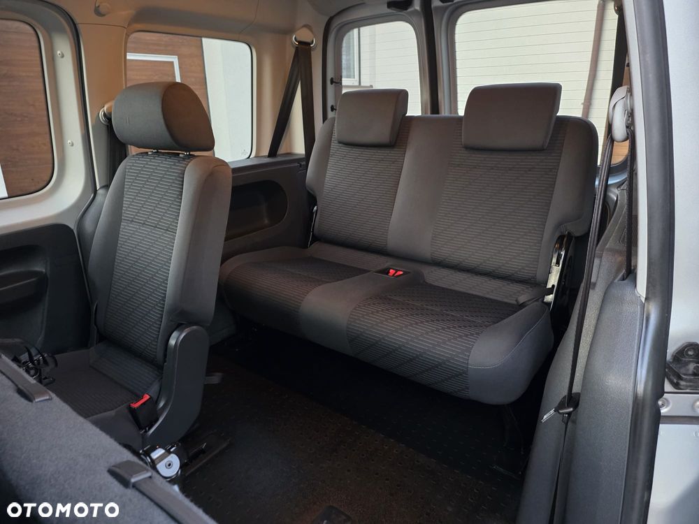 Volkswagen Caddy Maxi Comfortline 4Motion - 10