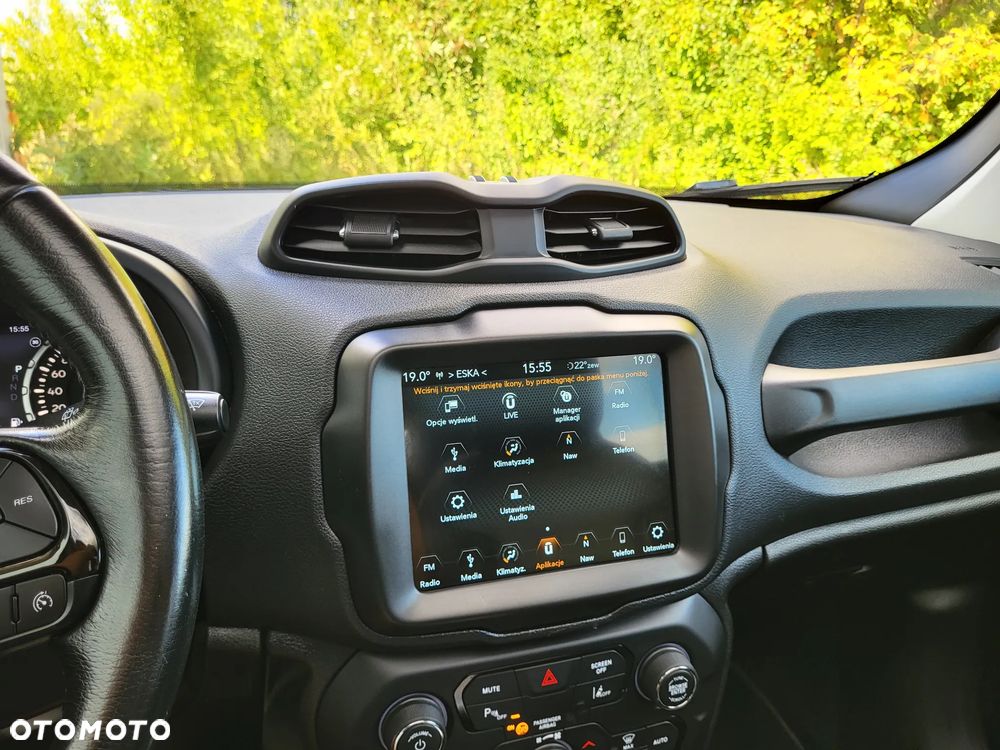 Jeep Renegade 1.4 MultiAir Limited FWD S&S - 23