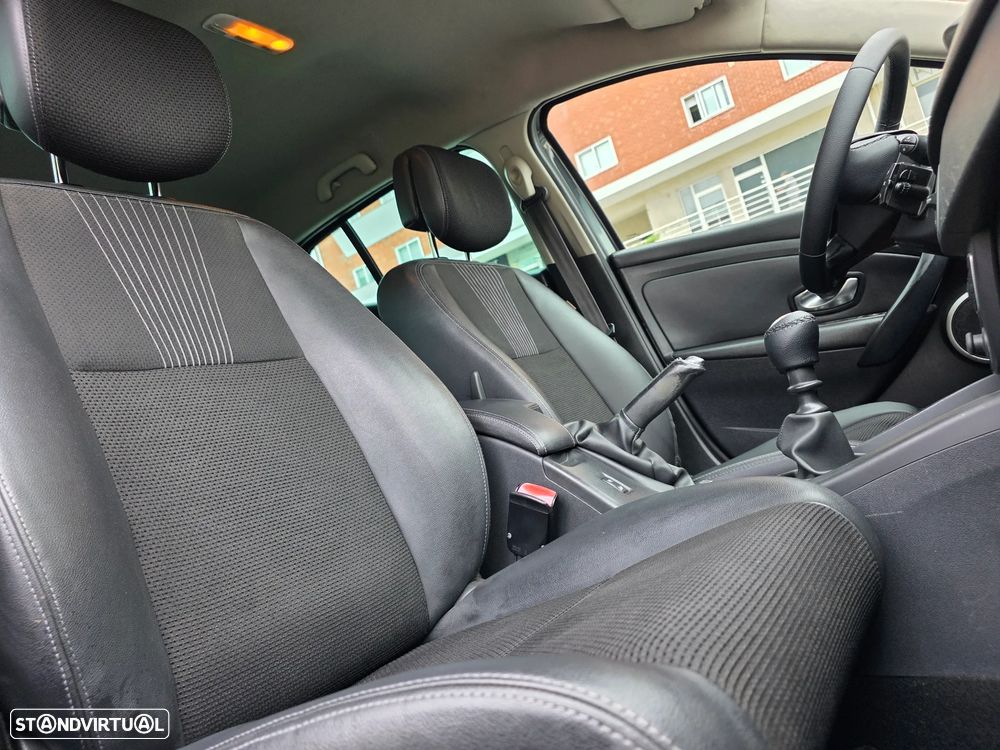 Renault Mégane 1.5 dCi Dynamique - 11
